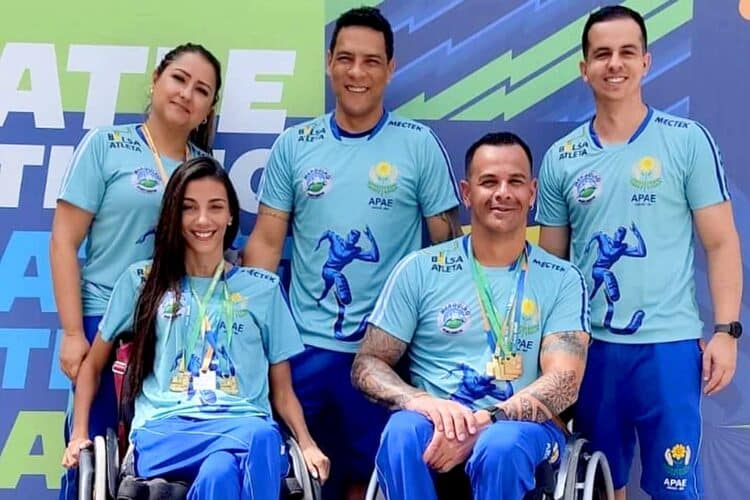 Atletas paralímpicos de Araxá conquistam 33 medalhas em torneio realizado em Belo Horizonte