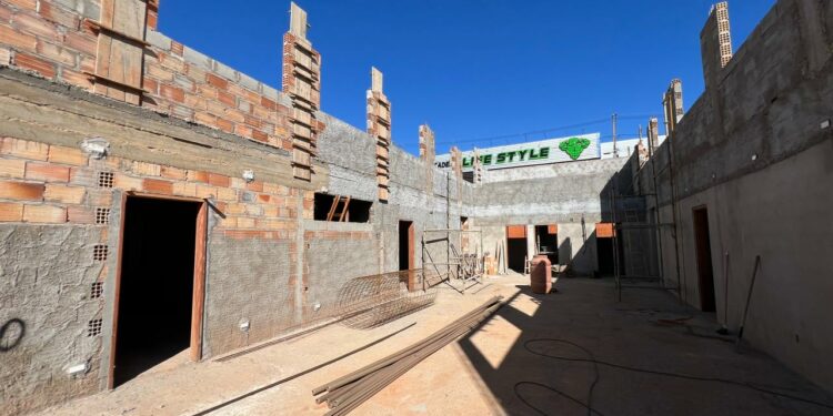 Prefeitura de Araxá realiza a construção do Cemei Gabriela Almeida Aristimunho, no Jardim Dona Adélia