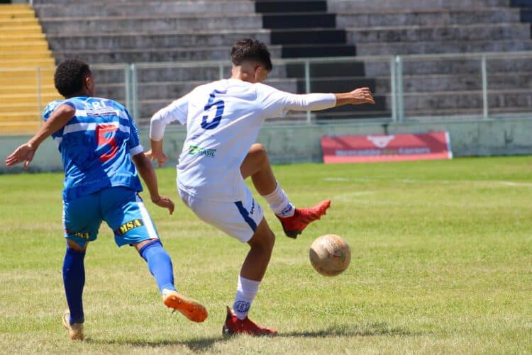 Octogonal final Mineiro: Dínamo sub-17 vence Siderúrgica; Sub-15 empata