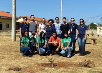 Dia da Árvore tem ação especial com crianças e adolescentes da Casa Lar e Casa Abrigo
