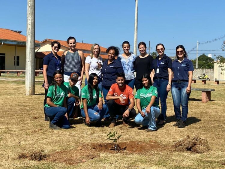 Dia da Árvore tem ação especial com crianças e adolescentes da Casa Lar e Casa Abrigo