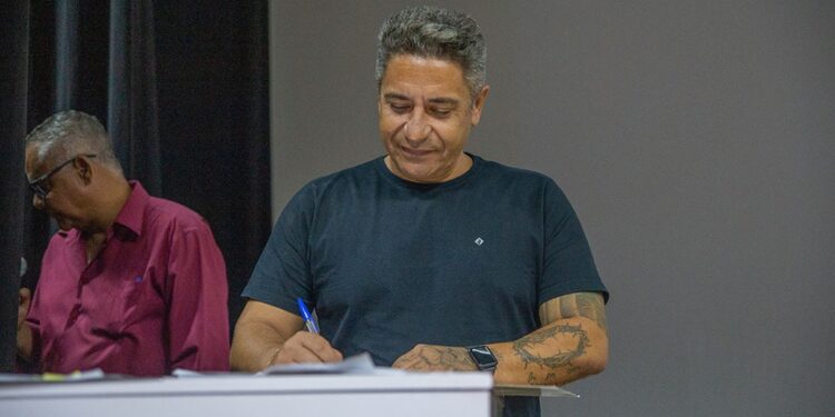 Prefeitura de Araxá entrega certificados de formatura dos Agentes Comunitários de Saúde e de Combate às Endemias