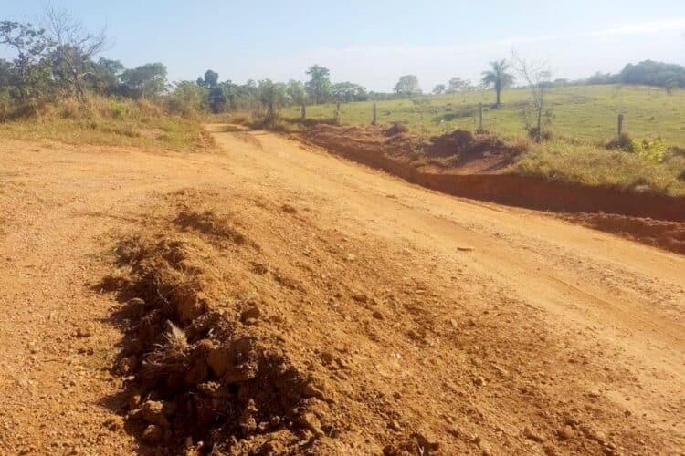 Secretaria de Agricultura e Pecuária intensifica manutenção nas estradas rurais