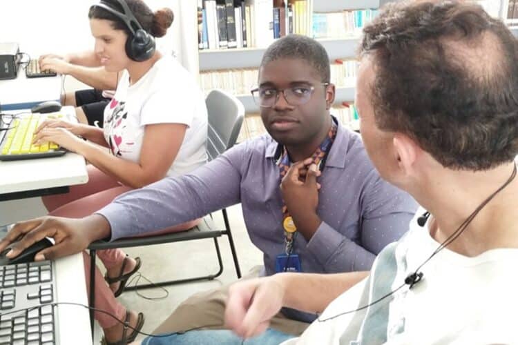 Bibliotecas Pública Municipal e do Uniaraxá recebem Programa de Inclusão e Acessibilidade
