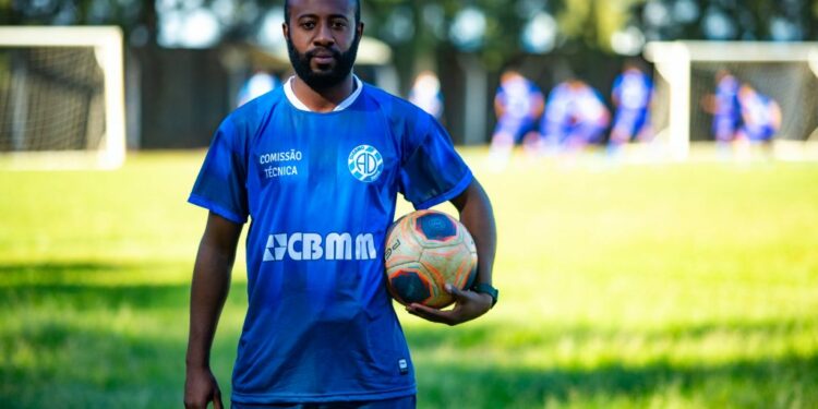 Dínamo anuncia Warley Fernando como novo supervisor das categorias de base