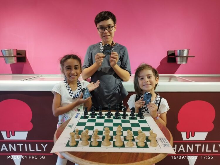 Edgard é campeão da 7ª Copa Araxá de Xadrez