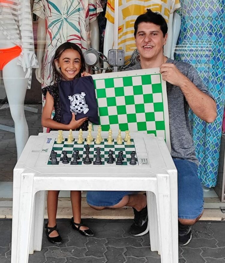 Edgard é campeão da 8ª Copa Araxá de Xadrez