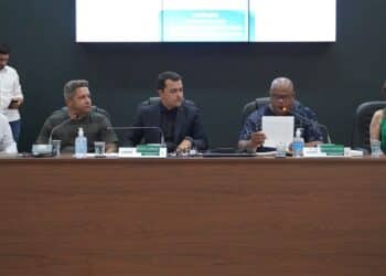 Omara Paolinelli é empossada vereadora na Câmara Municipal de Araxá