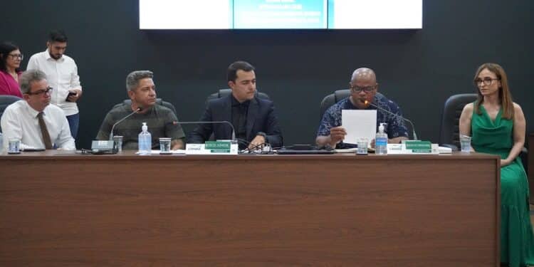 Omara Paolinelli é empossada vereadora na Câmara Municipal de Araxá