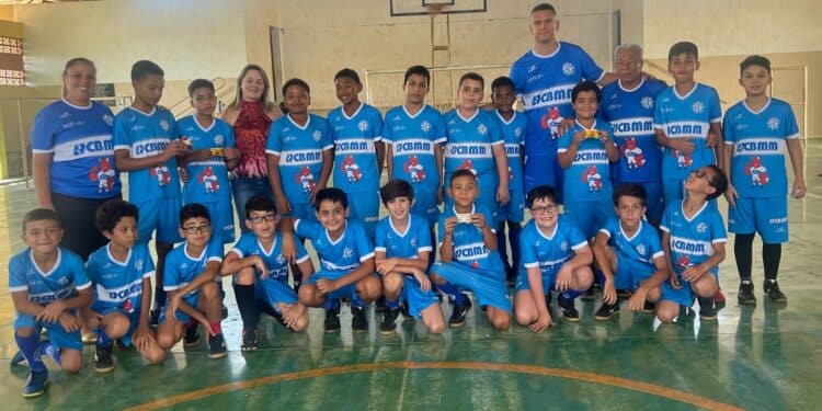 Amor à vida: Palestra inspira alunos do projeto Lobinho em alusão ao Setembro Amarelo