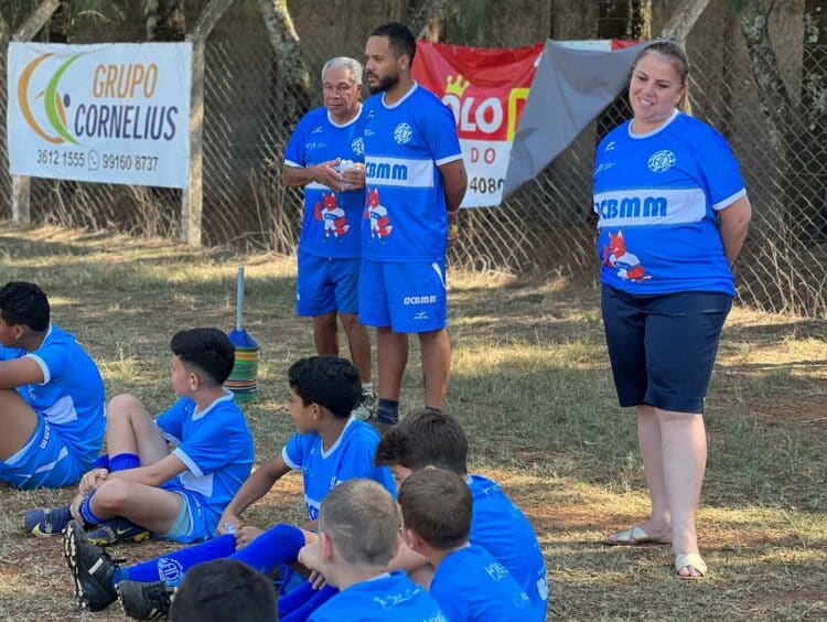 Amor à vida: Palestra inspira alunos do projeto Lobinho em alusão ao Setembro Amarelo