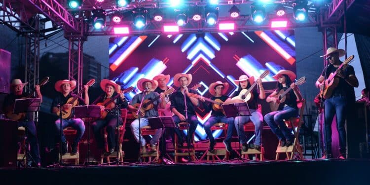 “Batatinha Quando Nasce…” reúne mais de 6 mil pessoas na Fundação Cultural Calmon Barreto