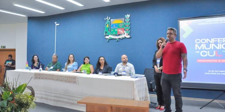 Conferência debate projetos para o Setor Cultural de Araxá
