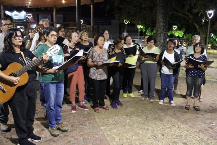 Grupo de seresta Música na Janela completa 30 anos trazendo ao público músicas que emocionam e tocam o coração