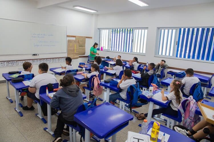 Prefeitura de Araxá realiza eleição para diretores de escolas e creches da Rede Municipal em dezembro
