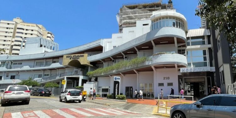 Milhares de pessoas aguardam pelo transplante de córnea no Brasil