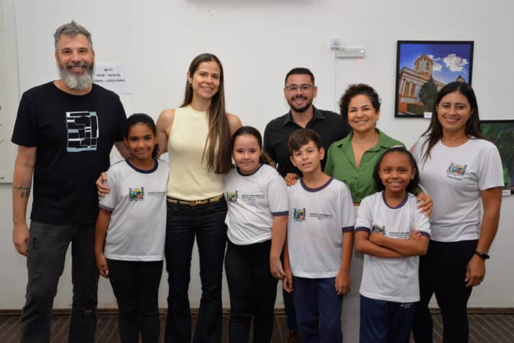 FestNatal vai lançar livro escrito e ilustrado por crianças de Araxá