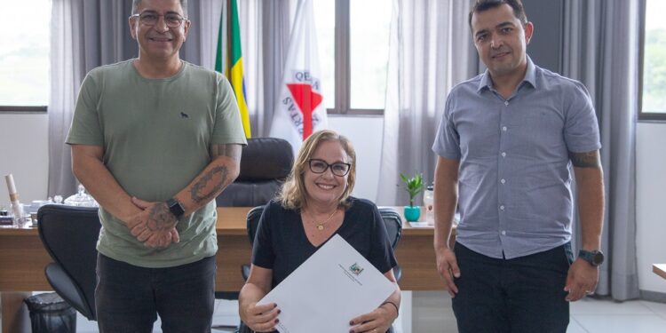Prefeitura de Araxá assina termo de fomento com a Fundação de Assistência à Mulher Araxaense