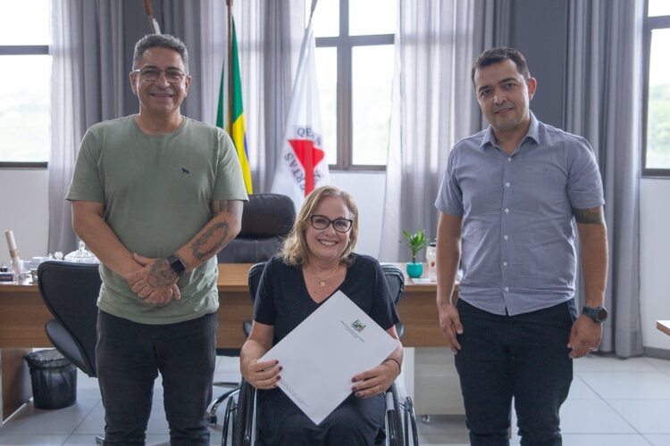 Prefeitura de Araxá assina termo de fomento com a Fundação de Assistência à Mulher Araxaense