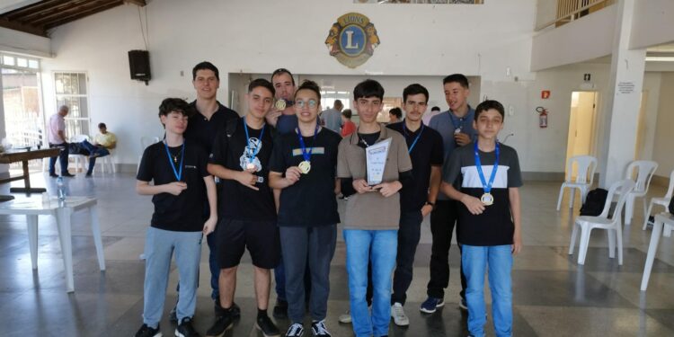 Xadrez araxaense brilha na Etapa Patrocínio do Circuito MG