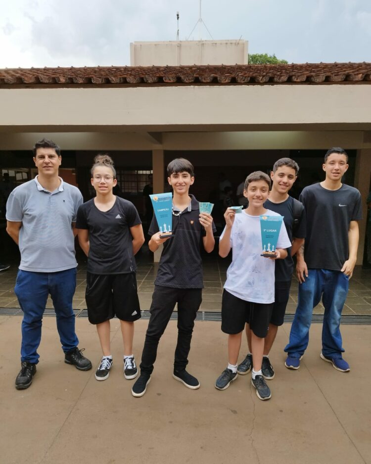 Xadrez araxaense é campeão e 3º lugar em Monte Carmelo