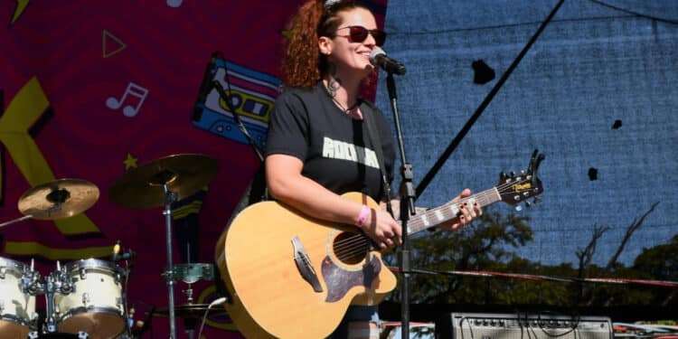 Fim de semana com MPB, sertanejo, rock e samba no Festival O Bão do Buteco