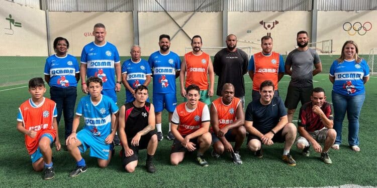 Futebol, brincadeiras e diversão marcam o encerramento de 2023 para os alunos do projeto Lobinho Transformando Vidas