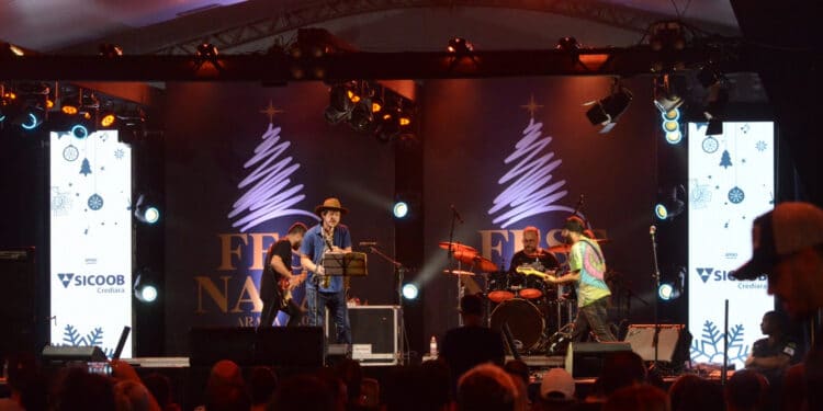 Semifinal do Concurso de Novos Talentos é nesta quarta (20); 17 artistas concorrem aos prêmios