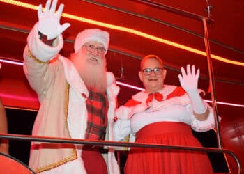 De ‘Carreta da Alegria’, Papai Noel chega nesta sexta (8) a Araxá