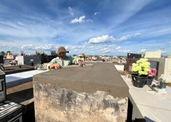 Prefeitura de Araxá realiza monitoramento e manutenção diária nos cemitérios da cidade