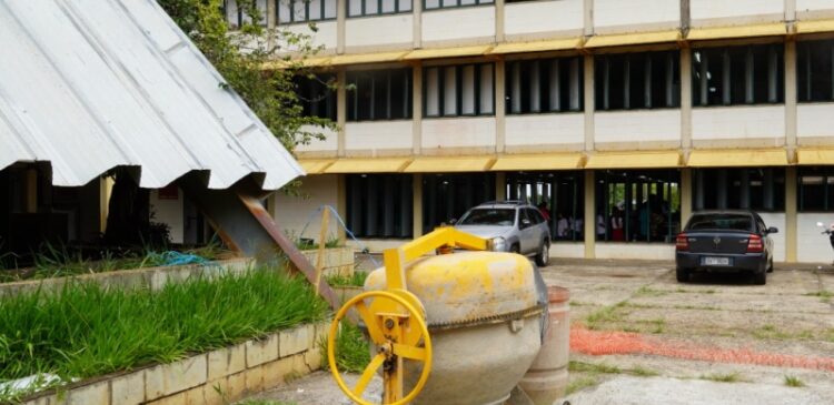 Prefeitura de Araxá realiza reforma geral na Escola Professora Leonilda Montandon (Caic)