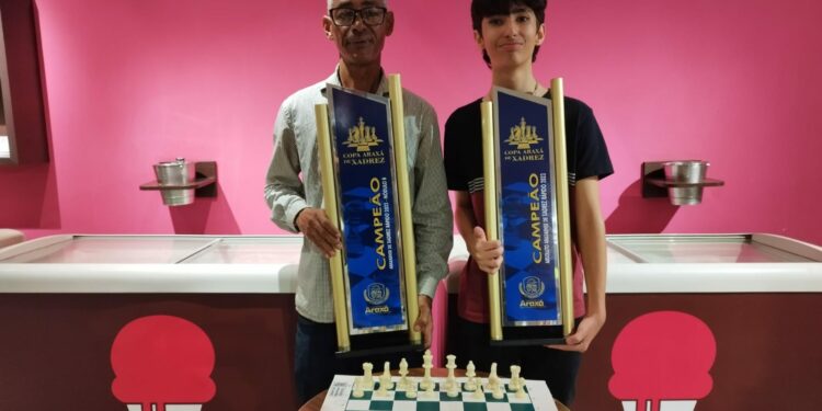 Bruno Alexandre e Mestre Nacional Sérgio são os Campeões Araxaense de Xadrez 2023