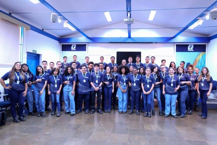 CBMM recebe estudantes do Programa Jovem Aprendiz para seis meses de imersão prática na planta industrial