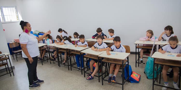 Araxá realiza cadastro de alunos de Escolas Municipais que se interessam em vagas para o Tempo Integral – Ensino Fundamental