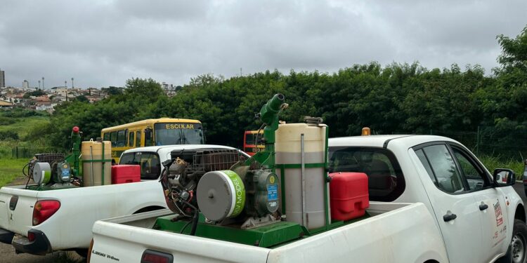 Prefeitura de Araxá recebe dois carros fumacê para combater a dengue; confira o cronograma