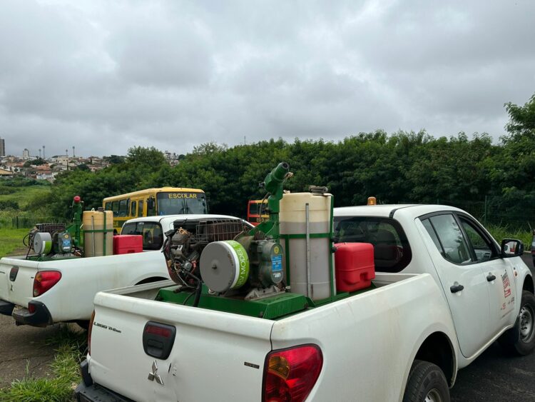 Prefeitura de Araxá recebe dois carros fumacê para combater a dengue; confira o cronograma