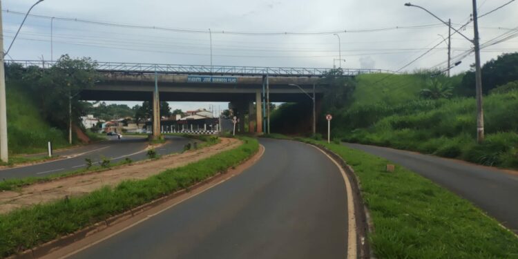 Avenidas Hitalo Ros e Dâmaso Drummond ficam parcialmente interditadas neste fim de semana