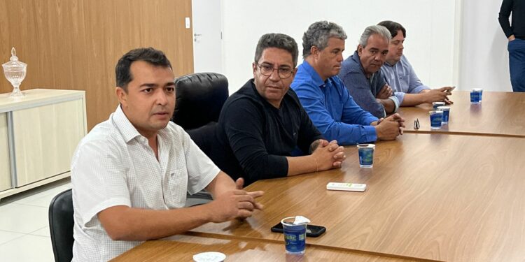 Prefeitura de Araxá apresenta projeto de canalização do Córrego Grande