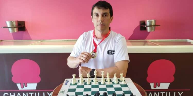 SGT Gonçalves é campeão da 21ª Copa Chantilly de Xadrez