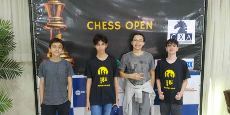 Nova geração do xadrez araxaense vem brilhando!!!! Confira!