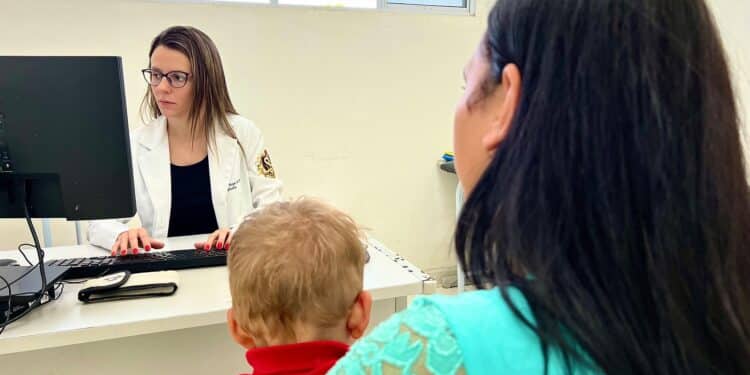 Prefeitura de Araxá abre novo processo seletivo para contratação de médicos para ESFs