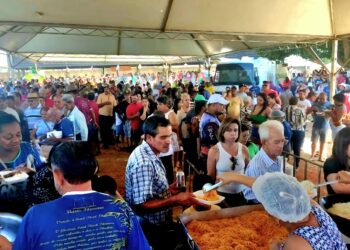 Com apoio da Prefeitura de Araxá, Encontro de Folia de Reis reúne mais de 15 mil pessoas