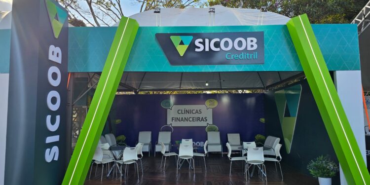 Sicoob Creditril leva Clínicas Financeiras à Expocapitu 2024