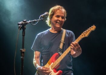 Uberaba recebe Beto Guedes neste sábado (18) nos “Encontros Musicais” do Teatro SESIMINAS