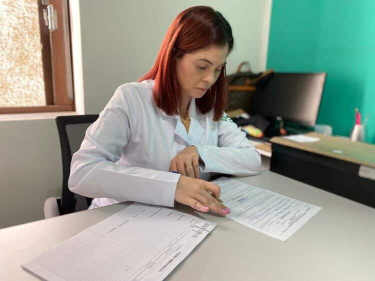 Ampara oferece suporte médico aos assistidos