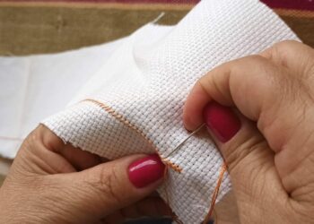 Ateliê de Tecelagem abre 40 vagas para os cursos de Bordado em Ponto Cruz e Crochê e Tricô