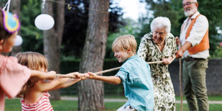 ‘Dia dos Avós’ amplia visibilidade para os cuidados com a saúde dos idosos