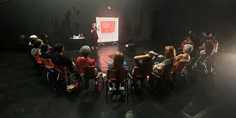 Grupontapé anuncia vagas para a última turma da Oficina de Radionovela