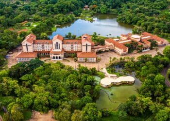 Grande Hotel Termas de Araxá: patrimônio turístico, histórico e cultural preservado celebra 80 anos de história