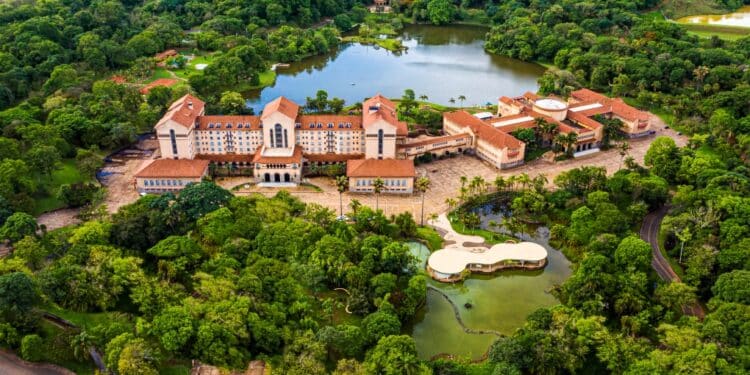 Grande Hotel Termas de Araxá: patrimônio turístico, histórico e cultural preservado celebra 80 anos de história